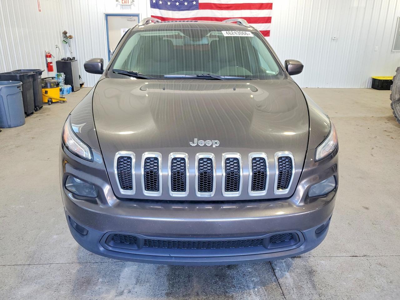 2016 JEEP CHEROKEE LATITUDE photo 9