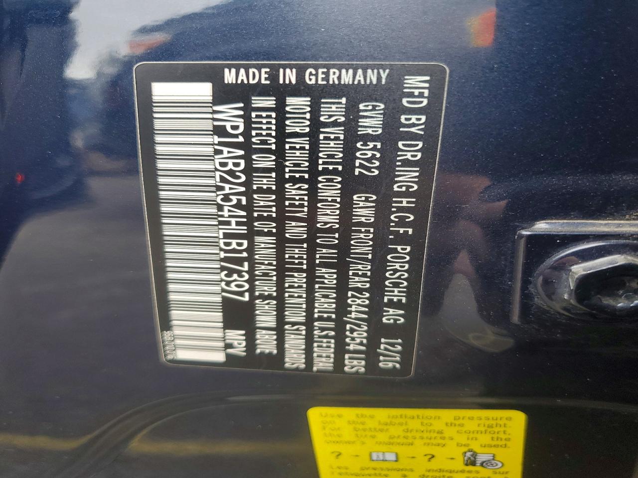2017 PORSCHE MACAN S photo 23