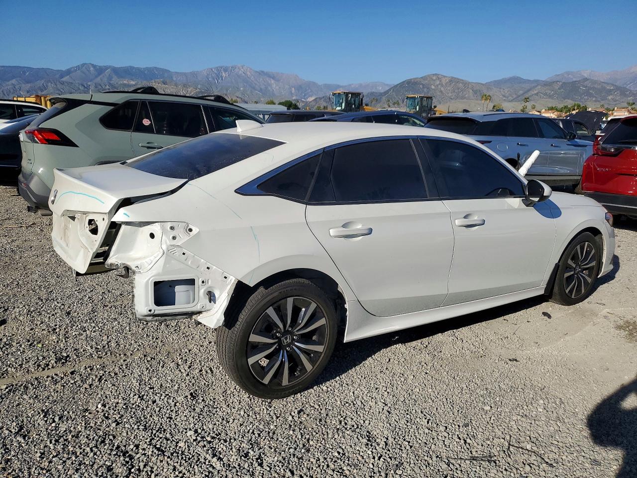 2024 HONDA CIVIC EX photo 5