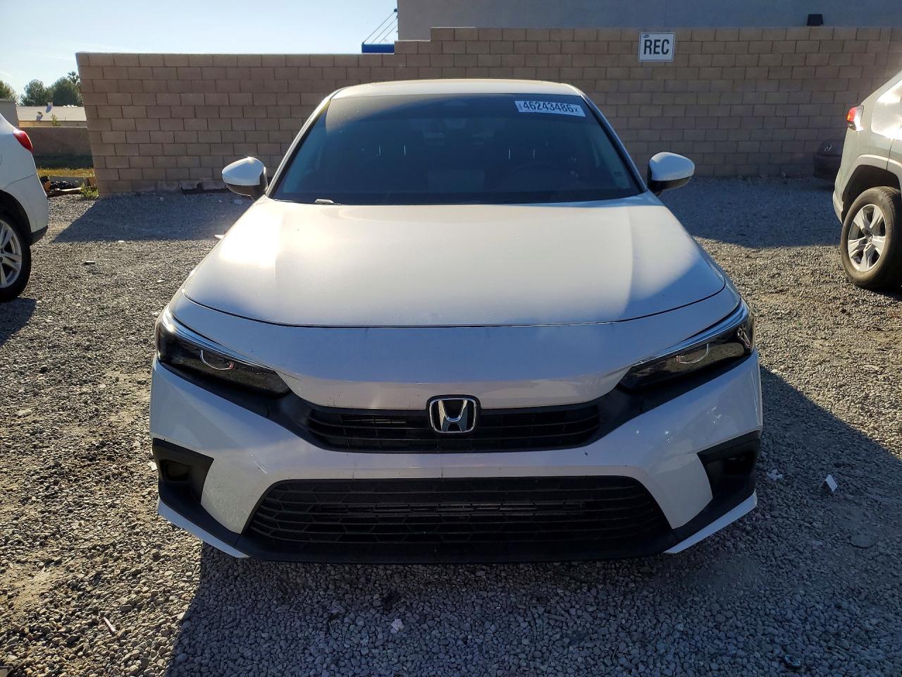 2024 HONDA CIVIC EX photo 9
