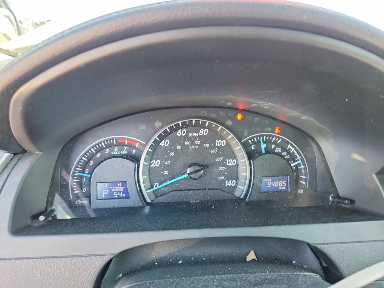 2014 TOYOTA CAMRY LE photo 17