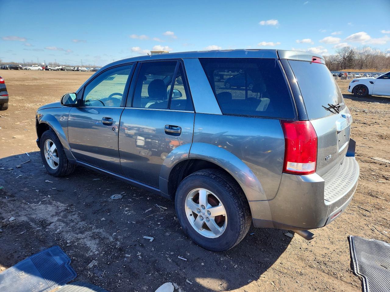 2007 SATURN VUE photo 3