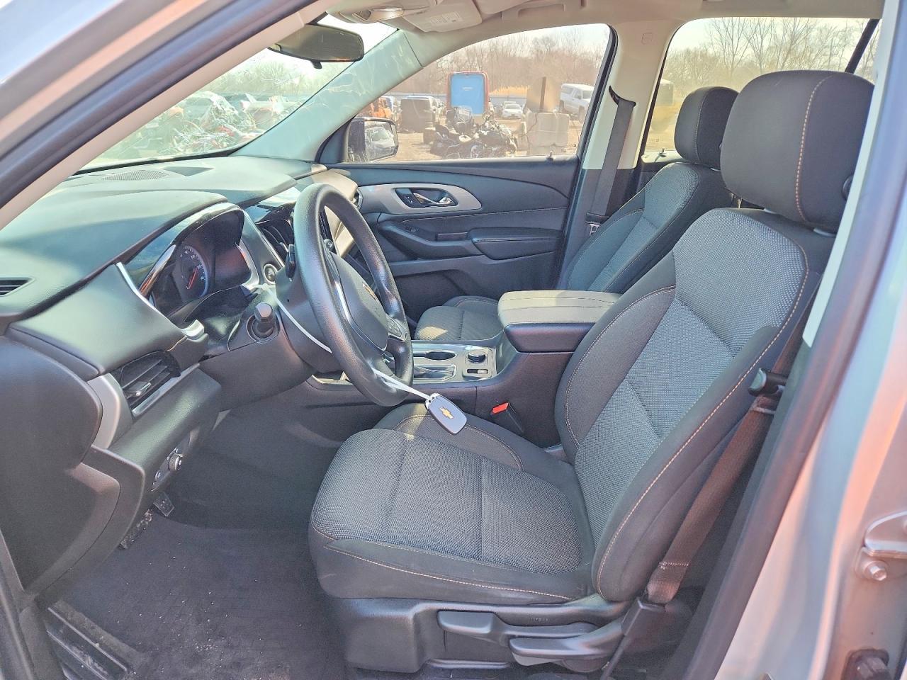 2020 CHEVROLET TRAVERSE LS photo 13