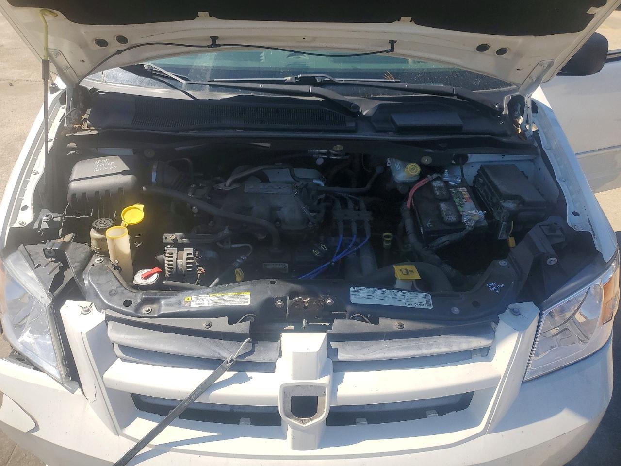 2010 DODGE GRAND CARAVAN SE photo 11