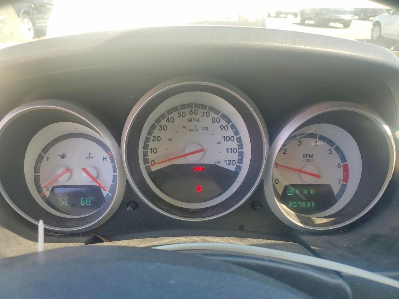 2010 DODGE GRAND CARAVAN SE photo 9
