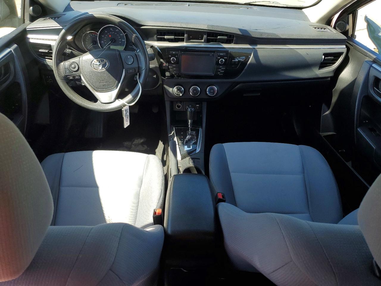2016 TOYOTA COROLLA L photo 15