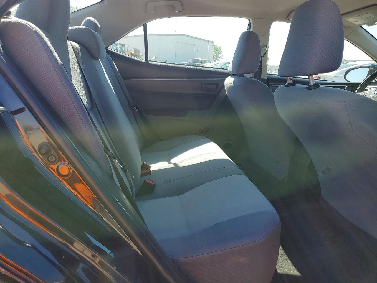 2016 TOYOTA COROLLA L photo 19