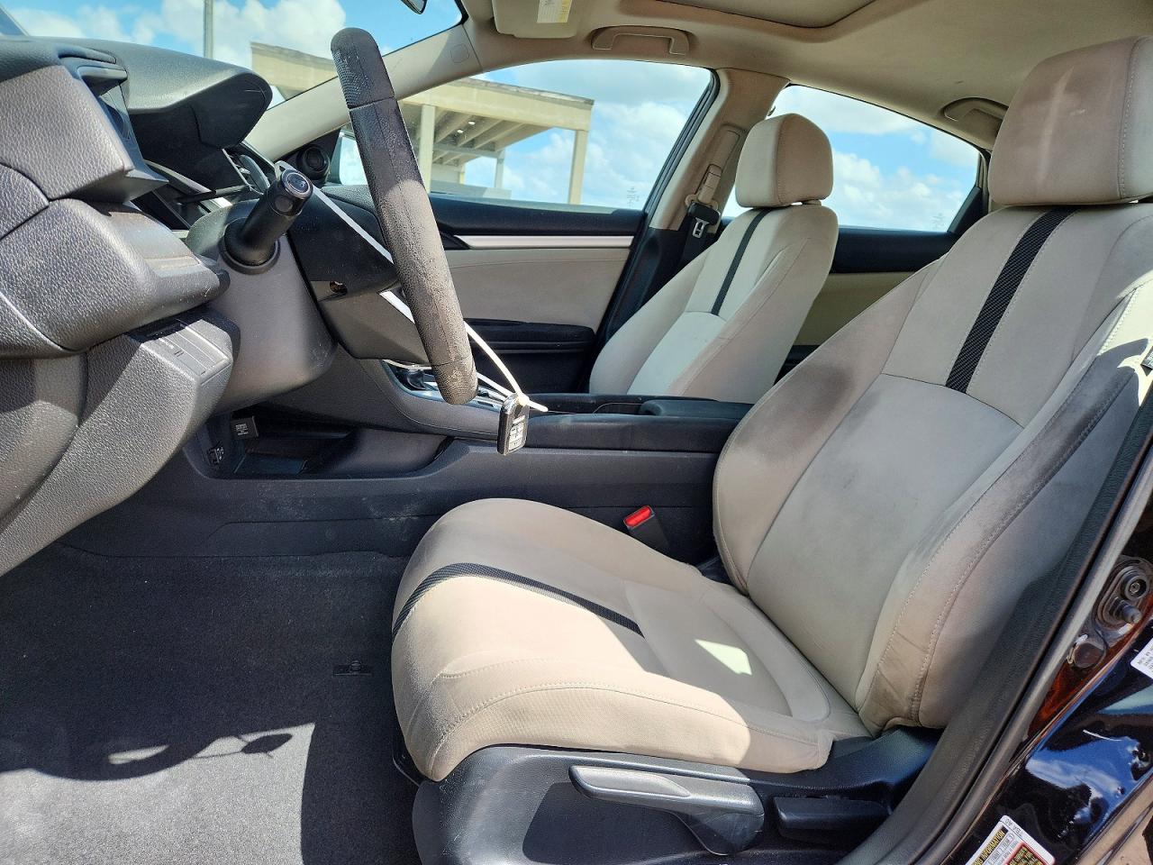 2017 HONDA CIVIC EX photo 19
