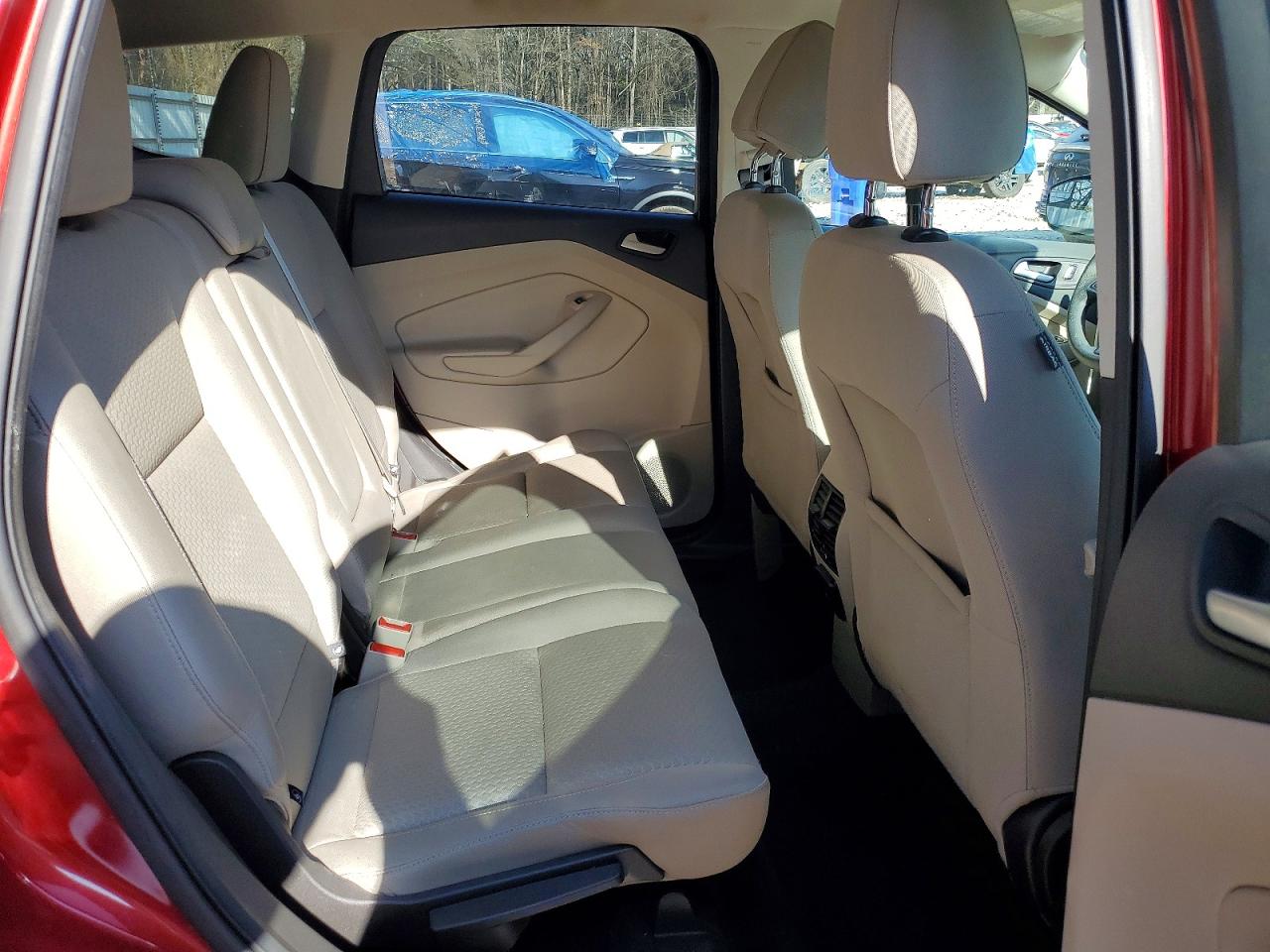 2017 FORD ESCAPE SE photo 31