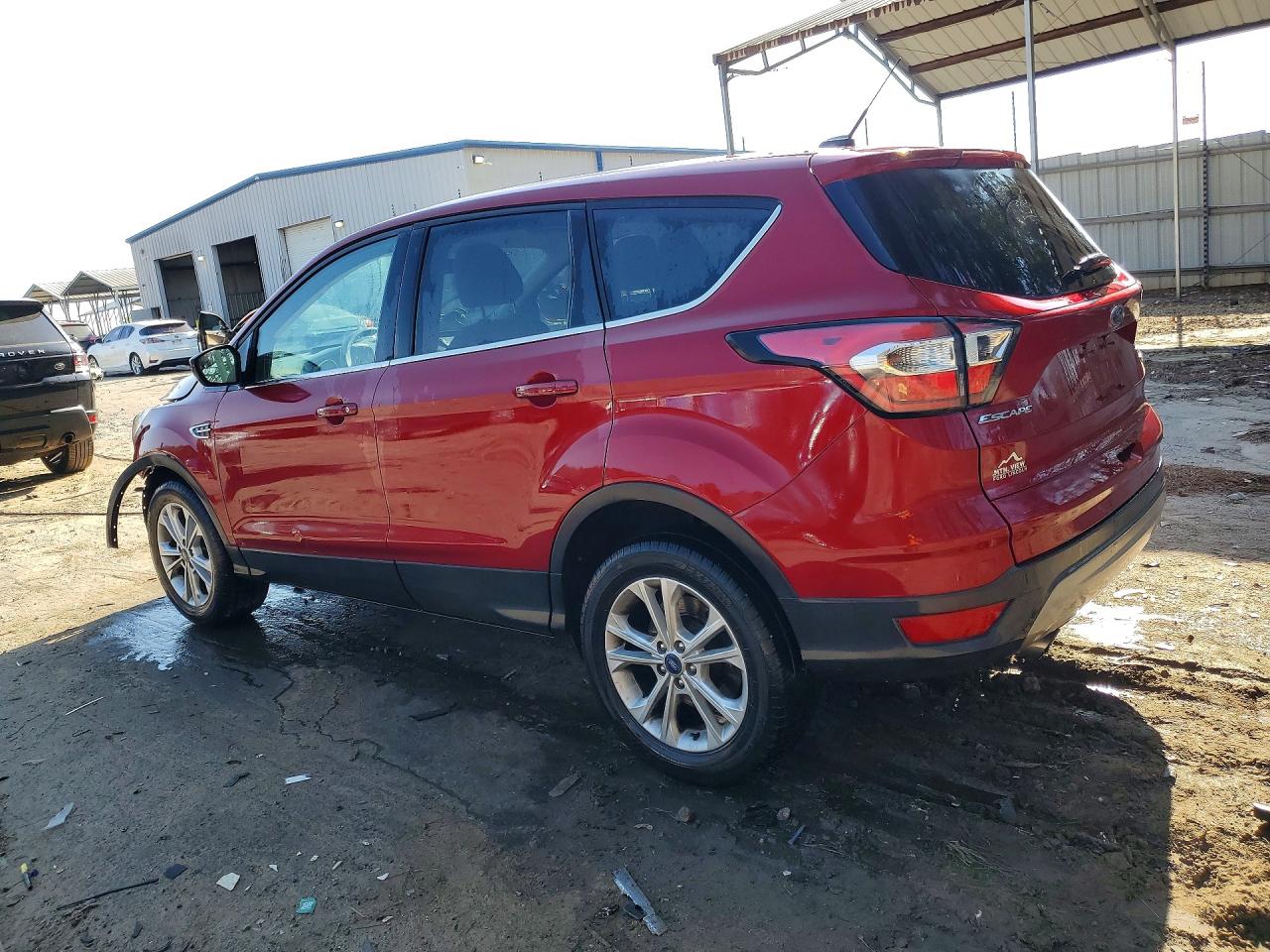 2017 FORD ESCAPE SE photo 4