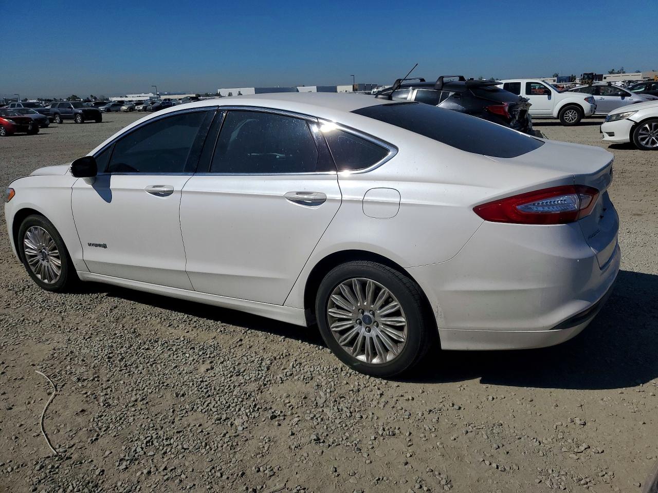 2013 FORD FUSION SE HYBRID photo 2
