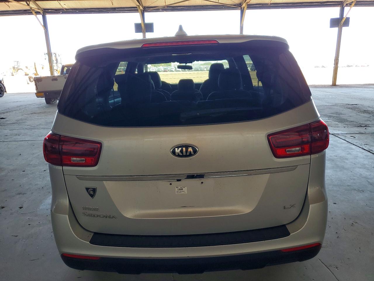 2019 KIA SEDONA LX photo 11