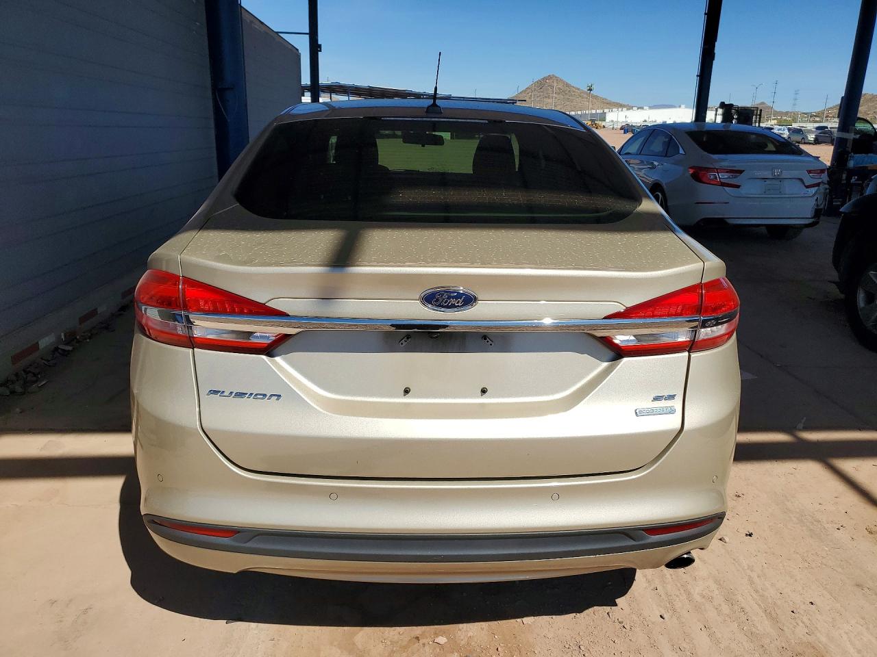 2017 FORD FUSION SE photo 6