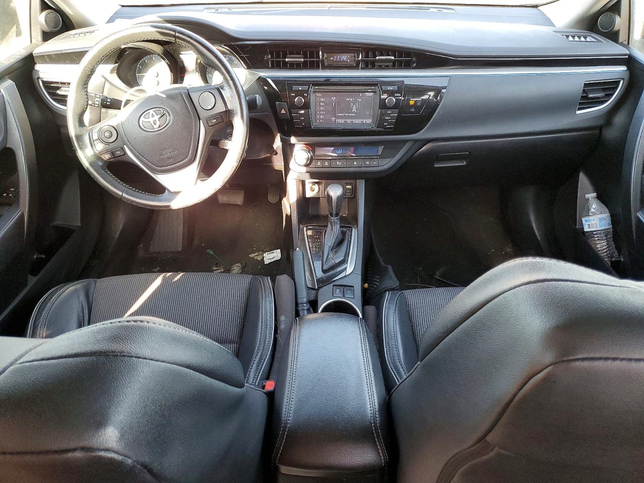 2016 TOYOTA COROLLA S photo 22
