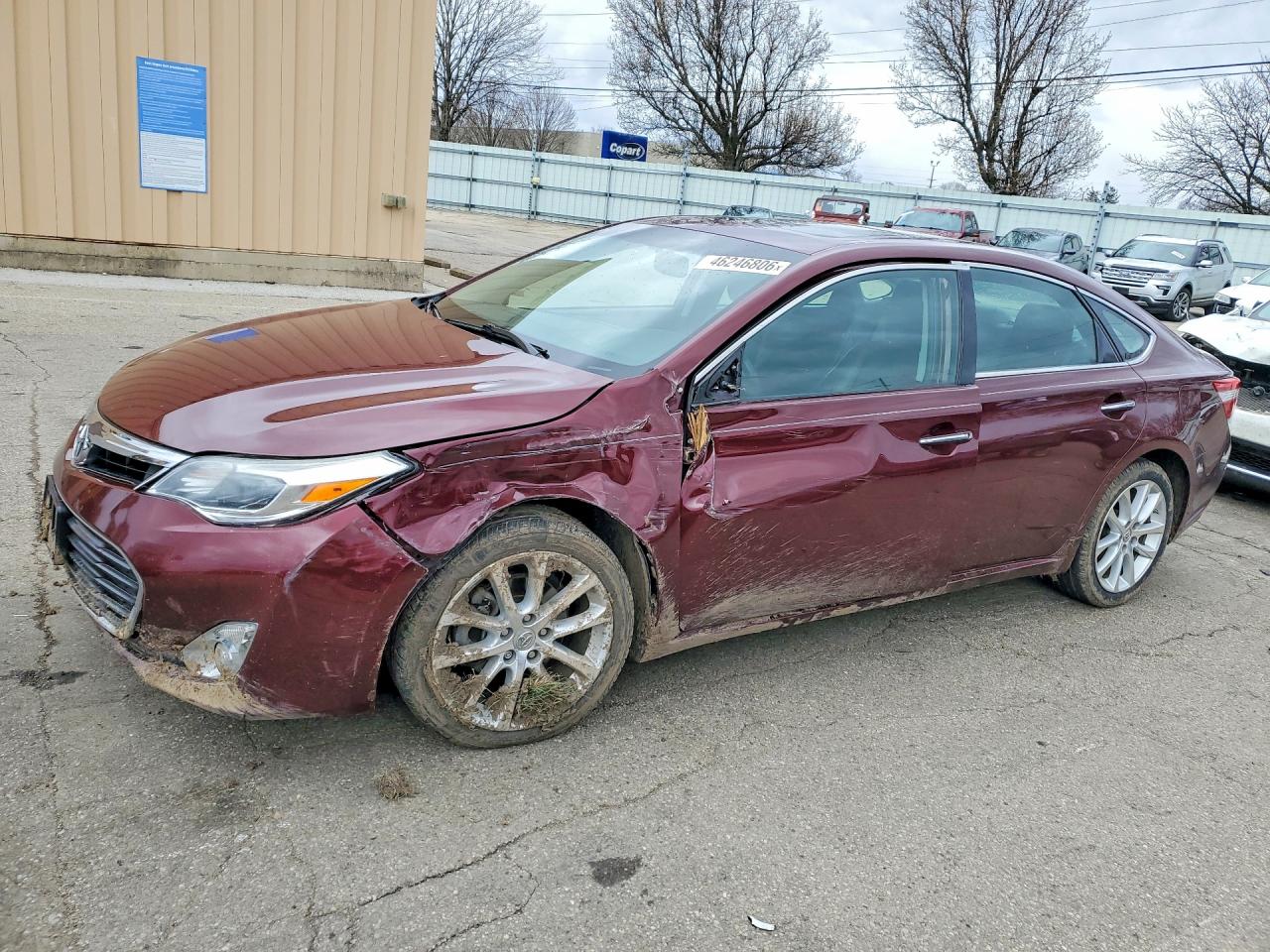 2013 TOYOTA AVALON