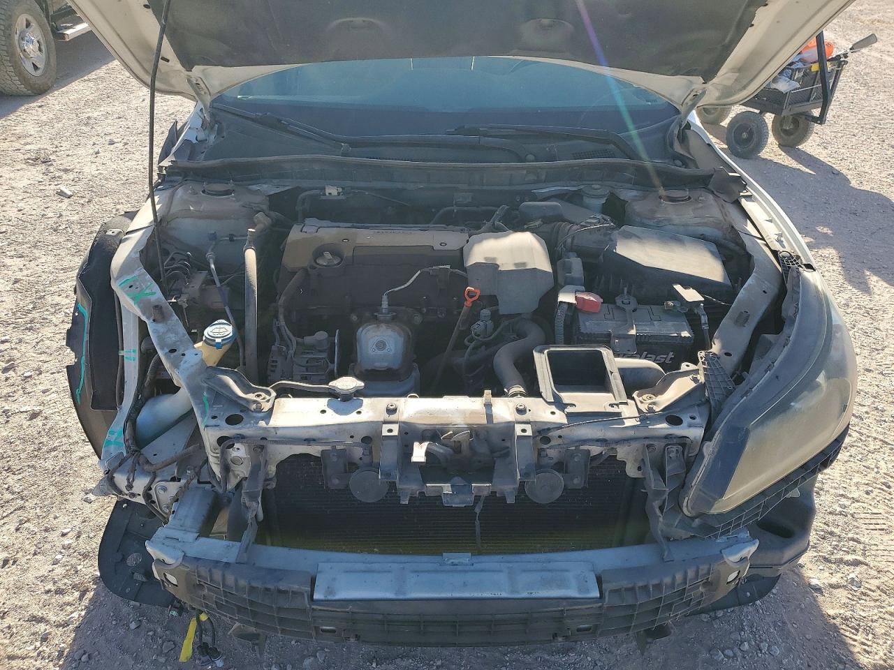 2013 HONDA ACCORD LX photo 21