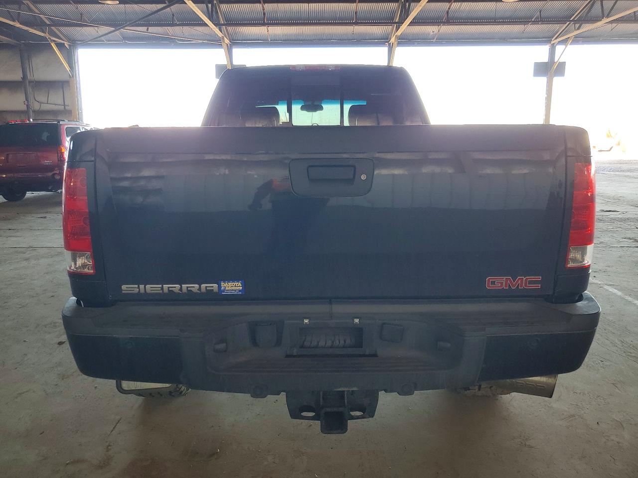 2011 GMC SIERRA K2500 DENALI photo 6