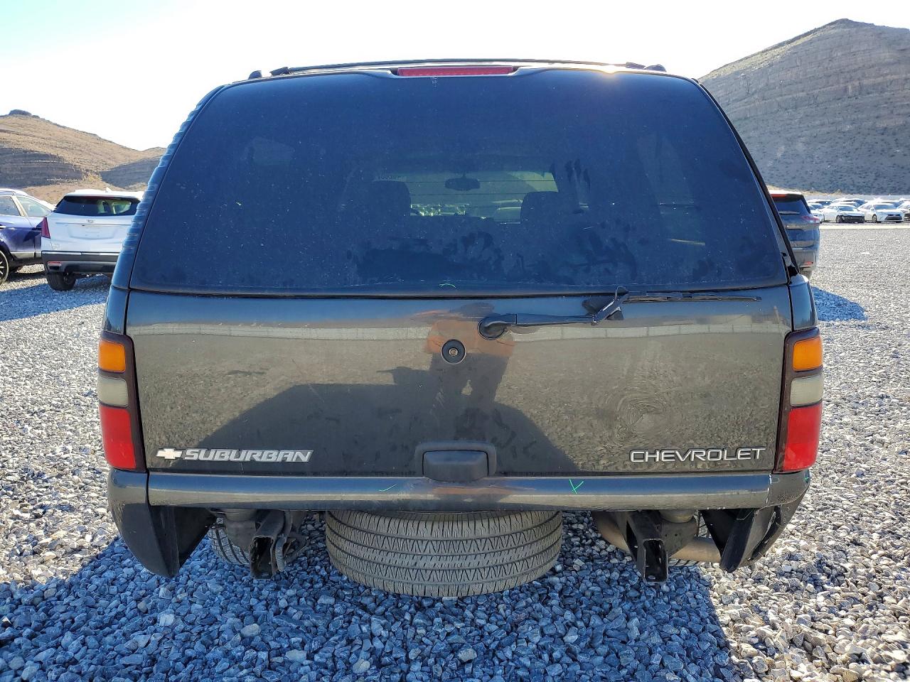 2005 CHEVROLET SUBURBAN C1500 photo 6