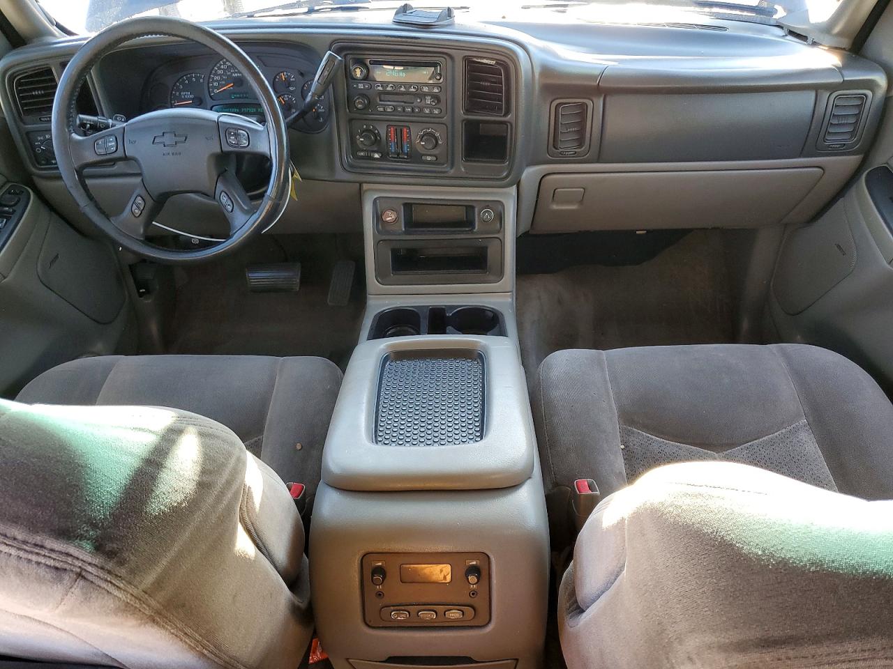 2005 CHEVROLET SUBURBAN C1500 photo 8