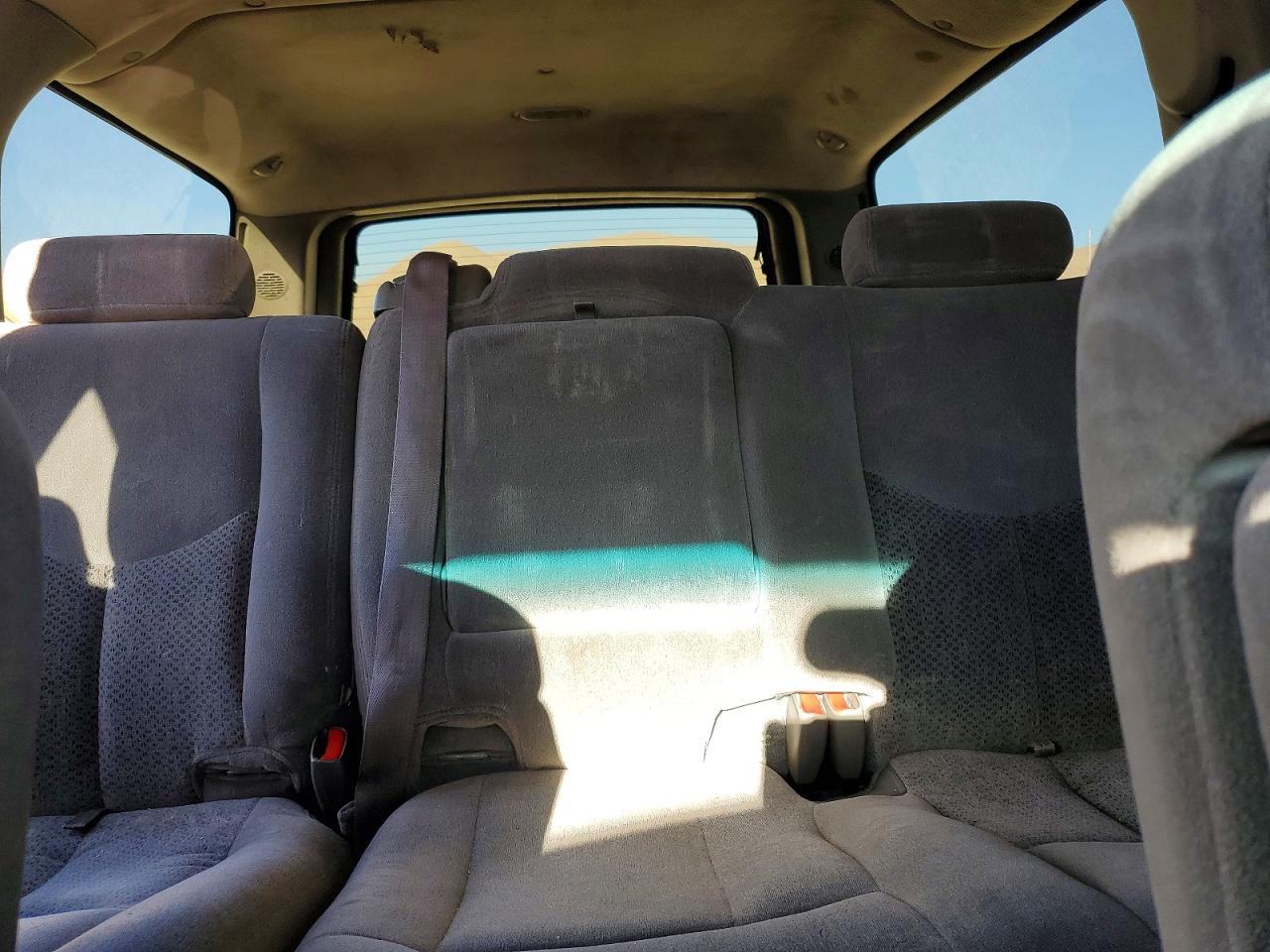 2005 CHEVROLET SUBURBAN C1500 photo 10