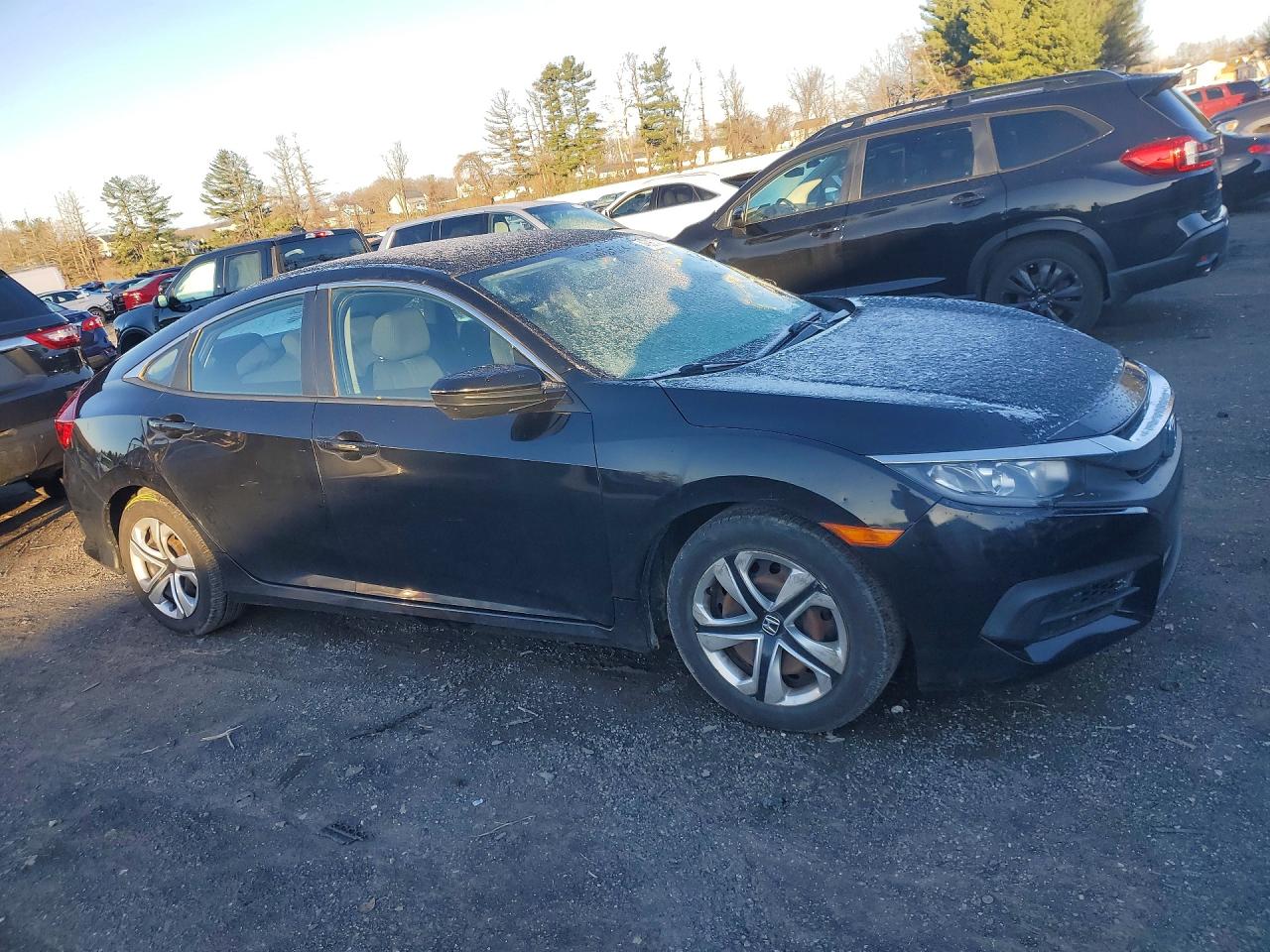 2016 HONDA CIVIC LX photo 4