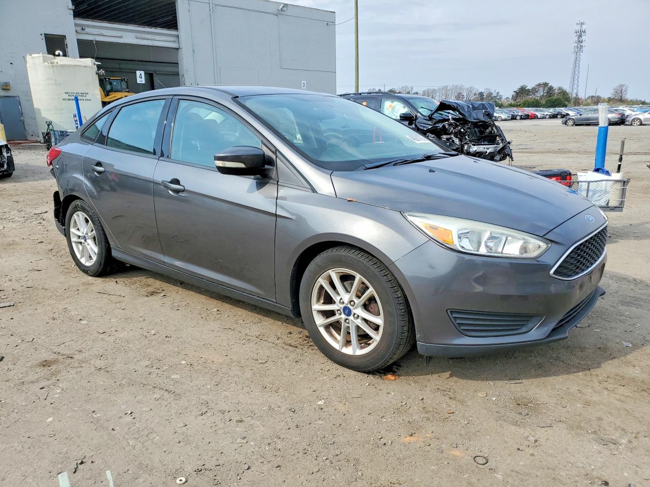 2015 FORD FOCUS SE photo 13