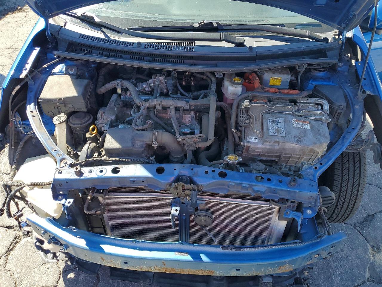 2013 TOYOTA PRIUS C TWO photo 11