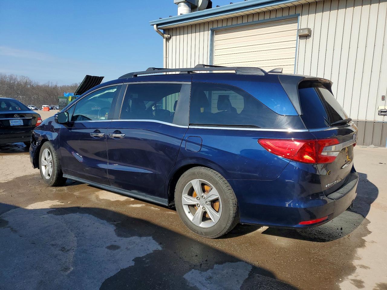 2019 HONDA ODYSSEY EXL photo 3
