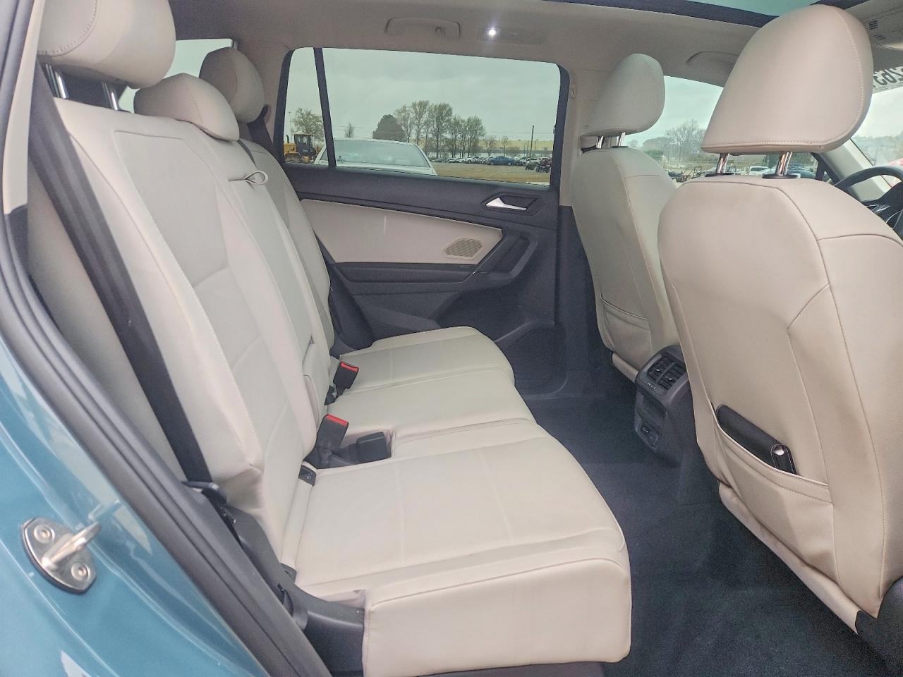 2020 VOLKSWAGEN TIGUAN SE photo 21