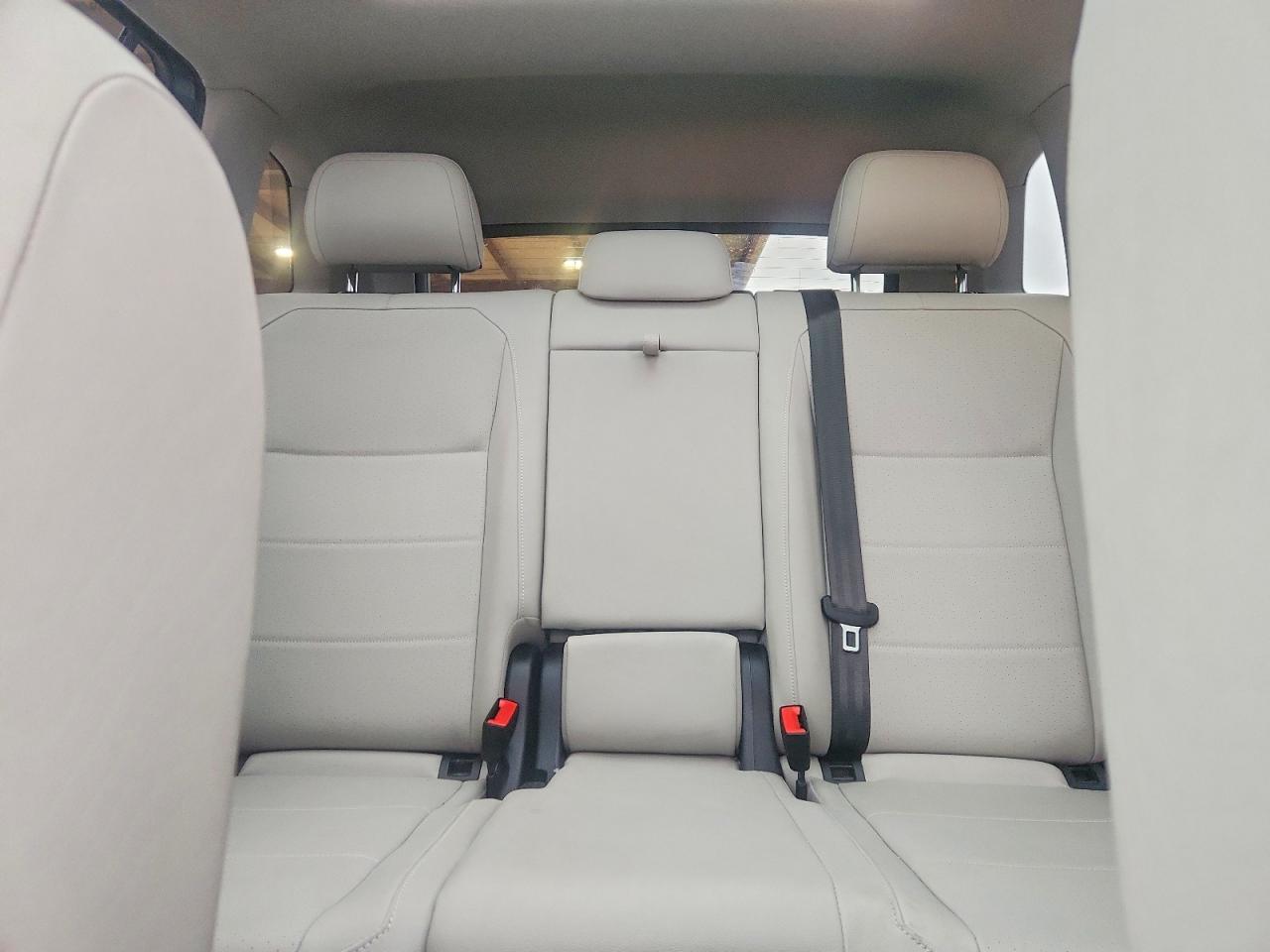 2020 VOLKSWAGEN TIGUAN SE photo 19