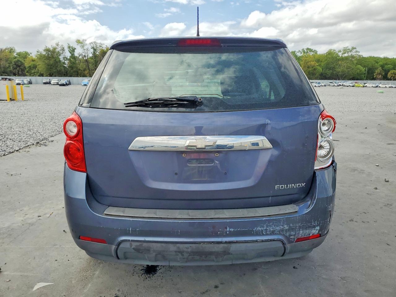 2013 CHEVROLET EQUINOX LS photo 6
