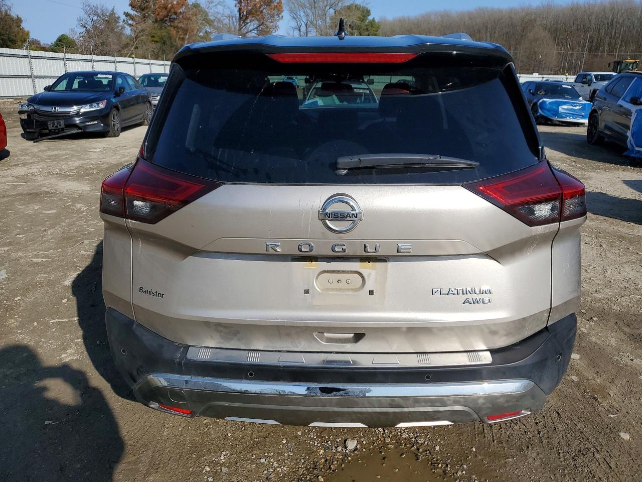 2021 NISSAN ROGUE PLATINUM photo 11