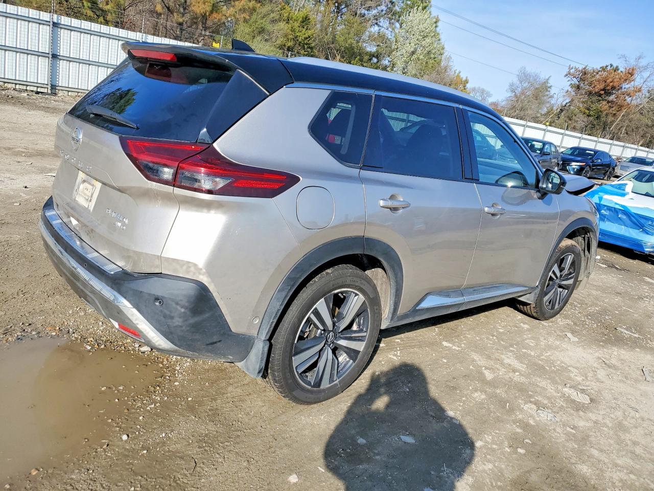 2021 NISSAN ROGUE PLATINUM photo 5