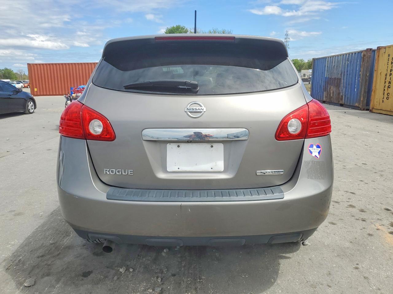 2013 NISSAN ROGUE S photo 6