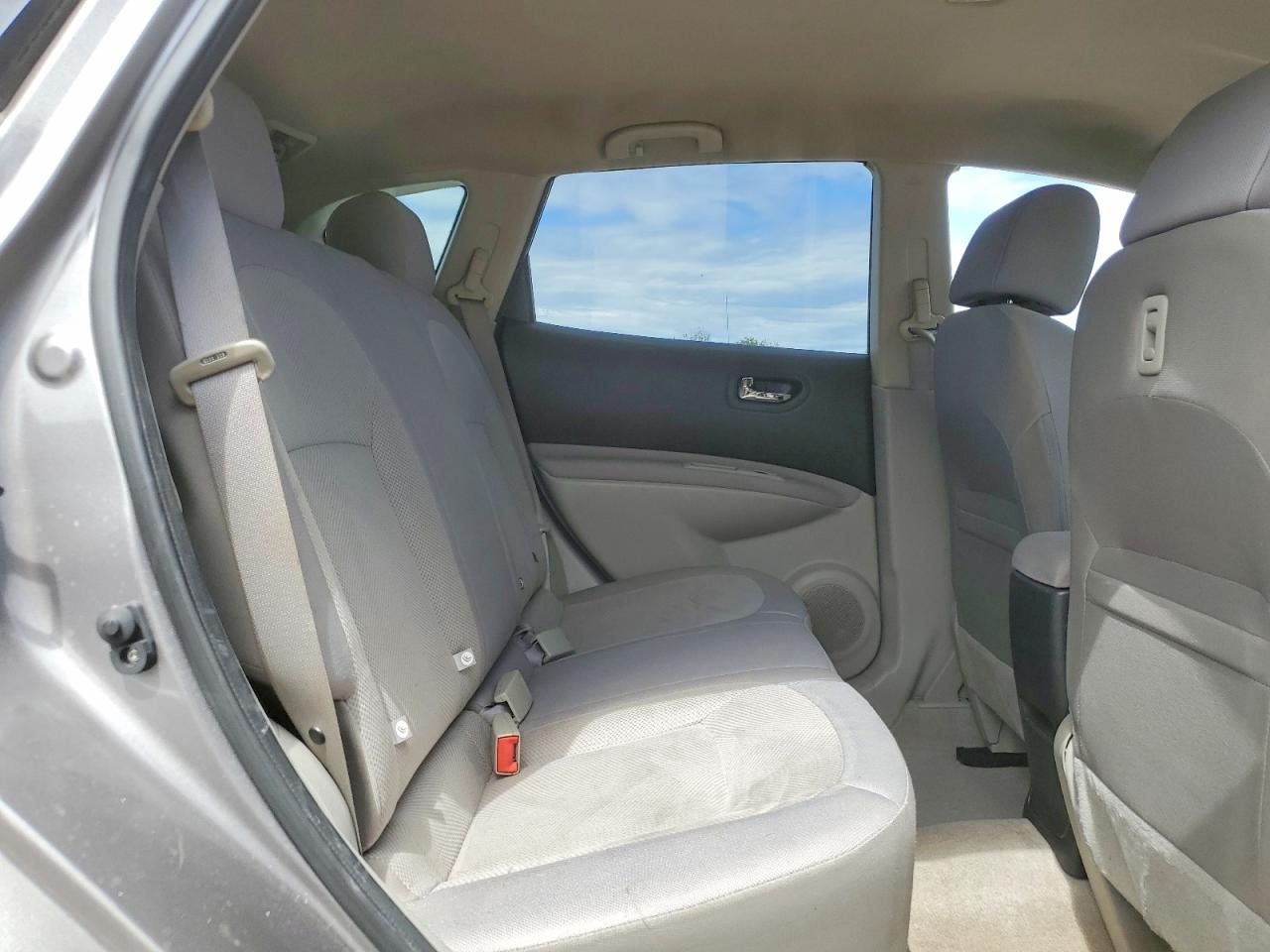 2013 NISSAN ROGUE S photo 11