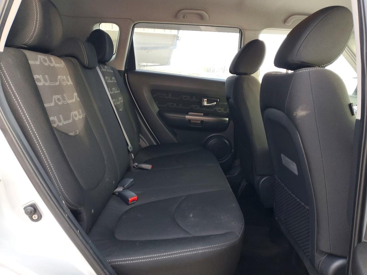 2013 KIA SOUL + photo 19