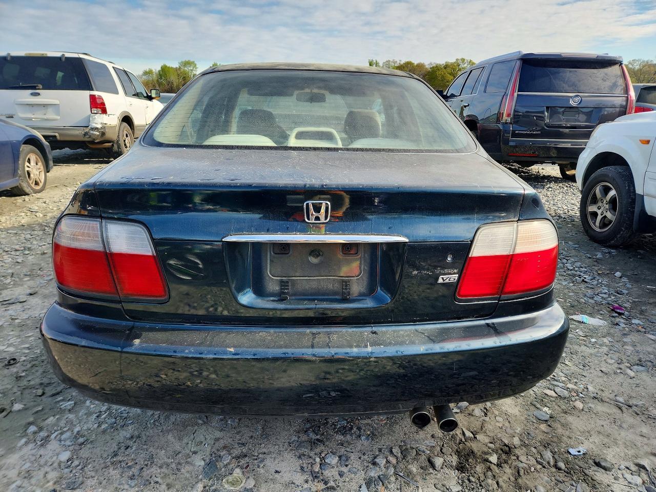 1996 HONDA ACCORD LX photo 6
