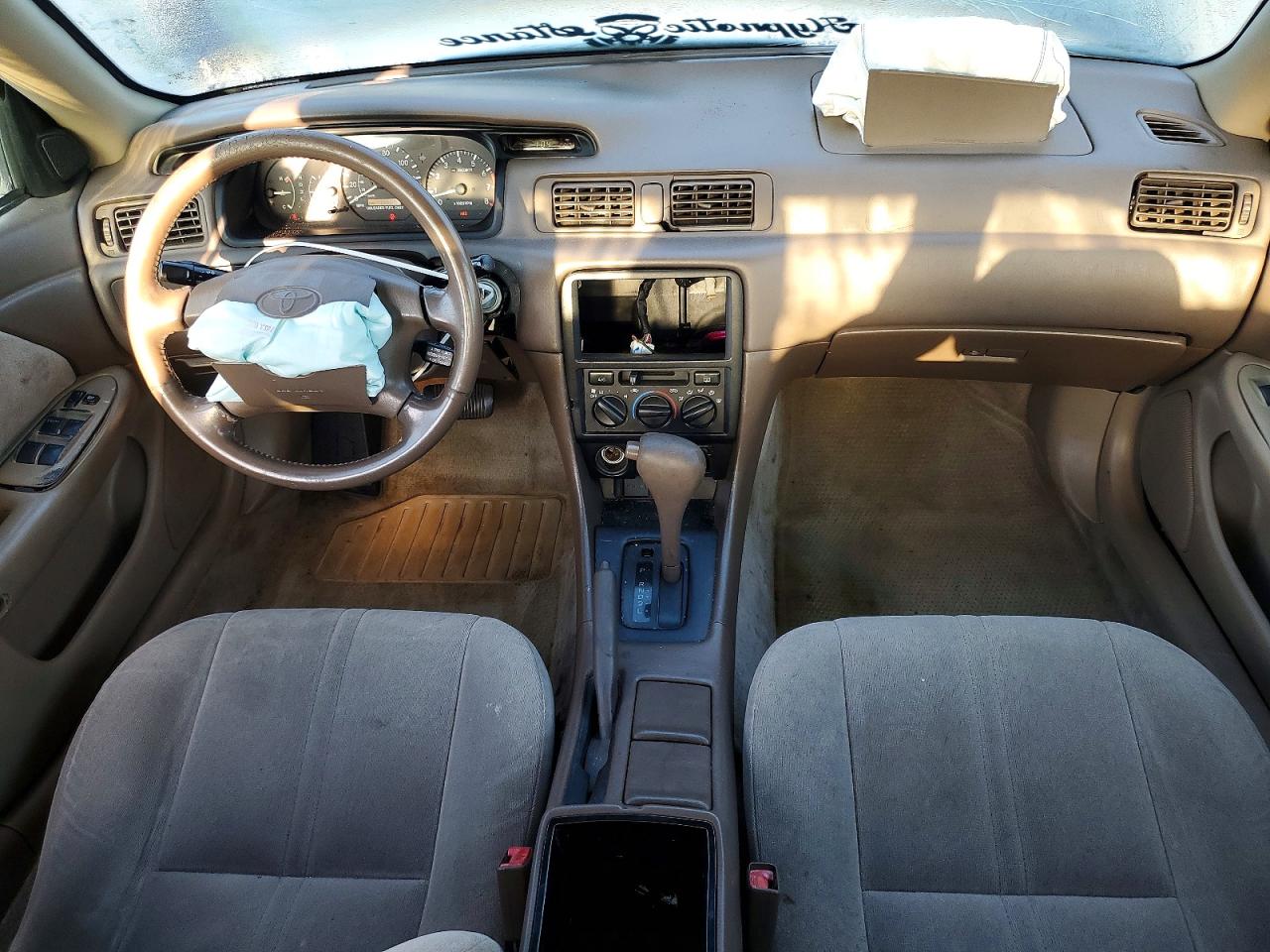 1997 TOYOTA CAMRY XLE photo 15