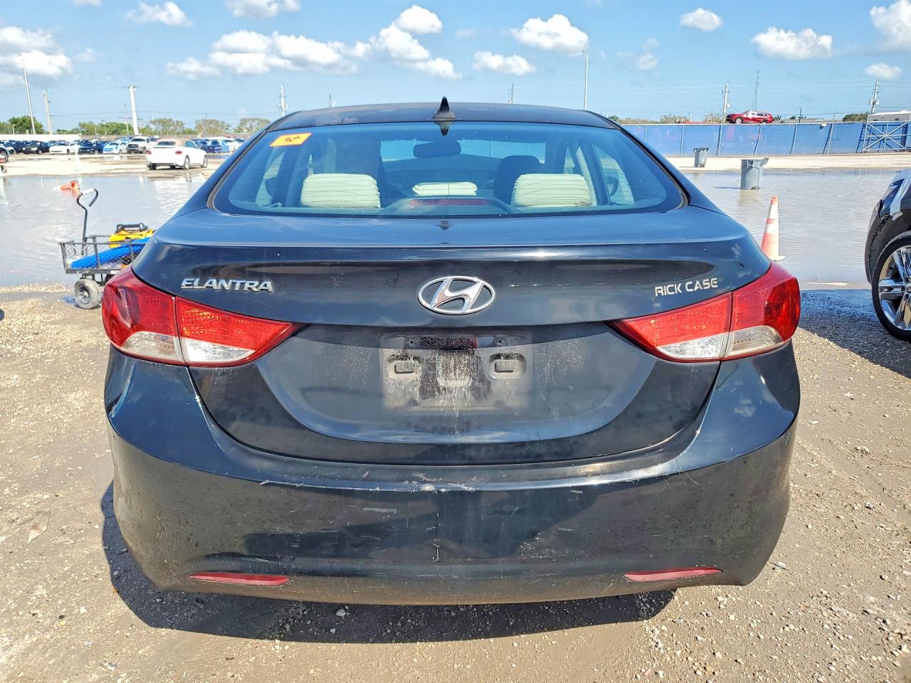 2013 HYUNDAI ELANTRA GLS photo 16