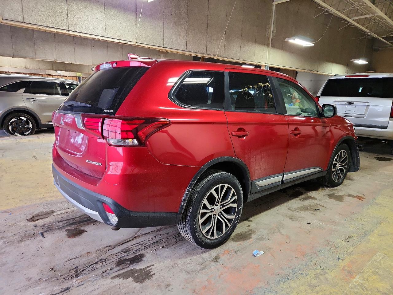 2018 MITSUBISHI OUTLANDER SE photo 7
