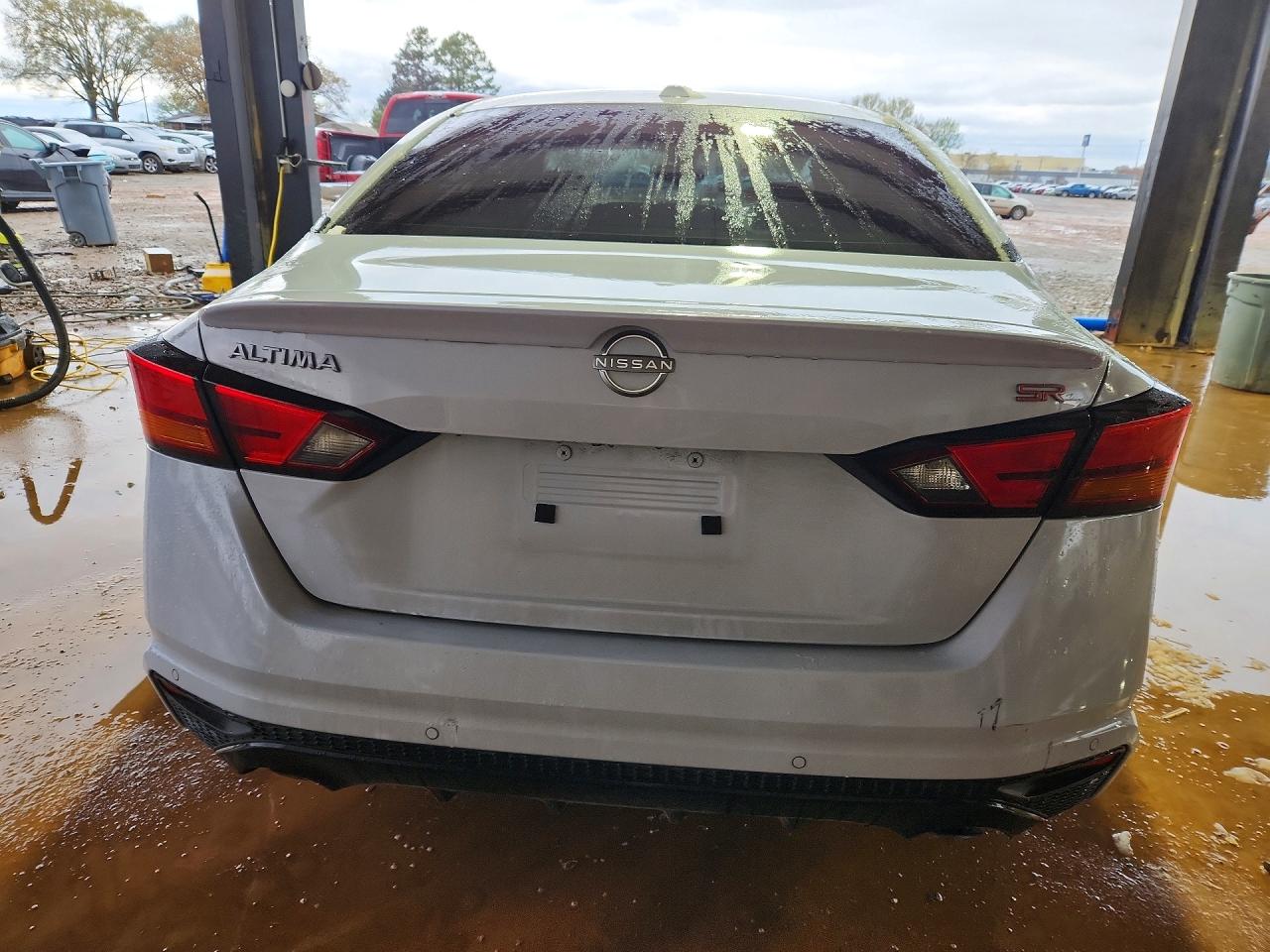 2024 NISSAN ALTIMA 2.5 SR photo 16