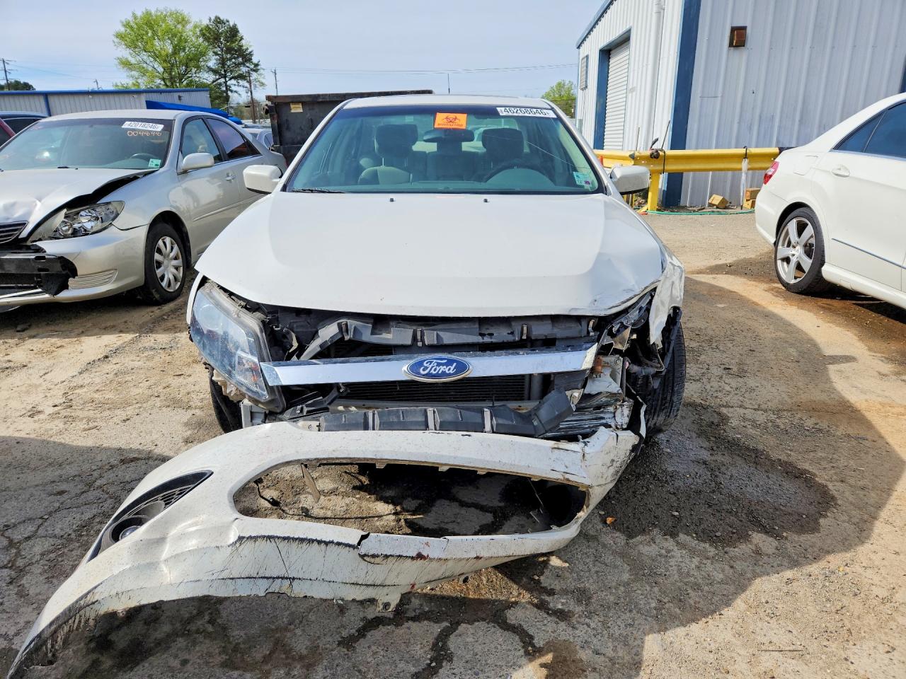 2011 FORD FUSION SE photo 9