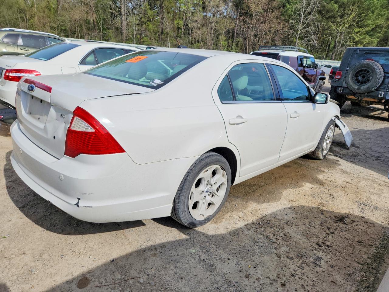 2011 FORD FUSION SE photo 5