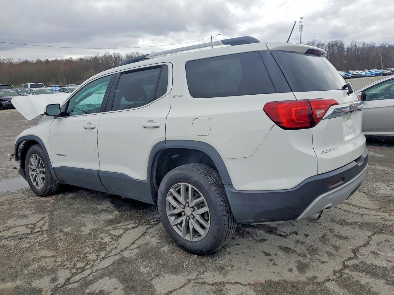 2017 GMC ACADIA SLE photo 4