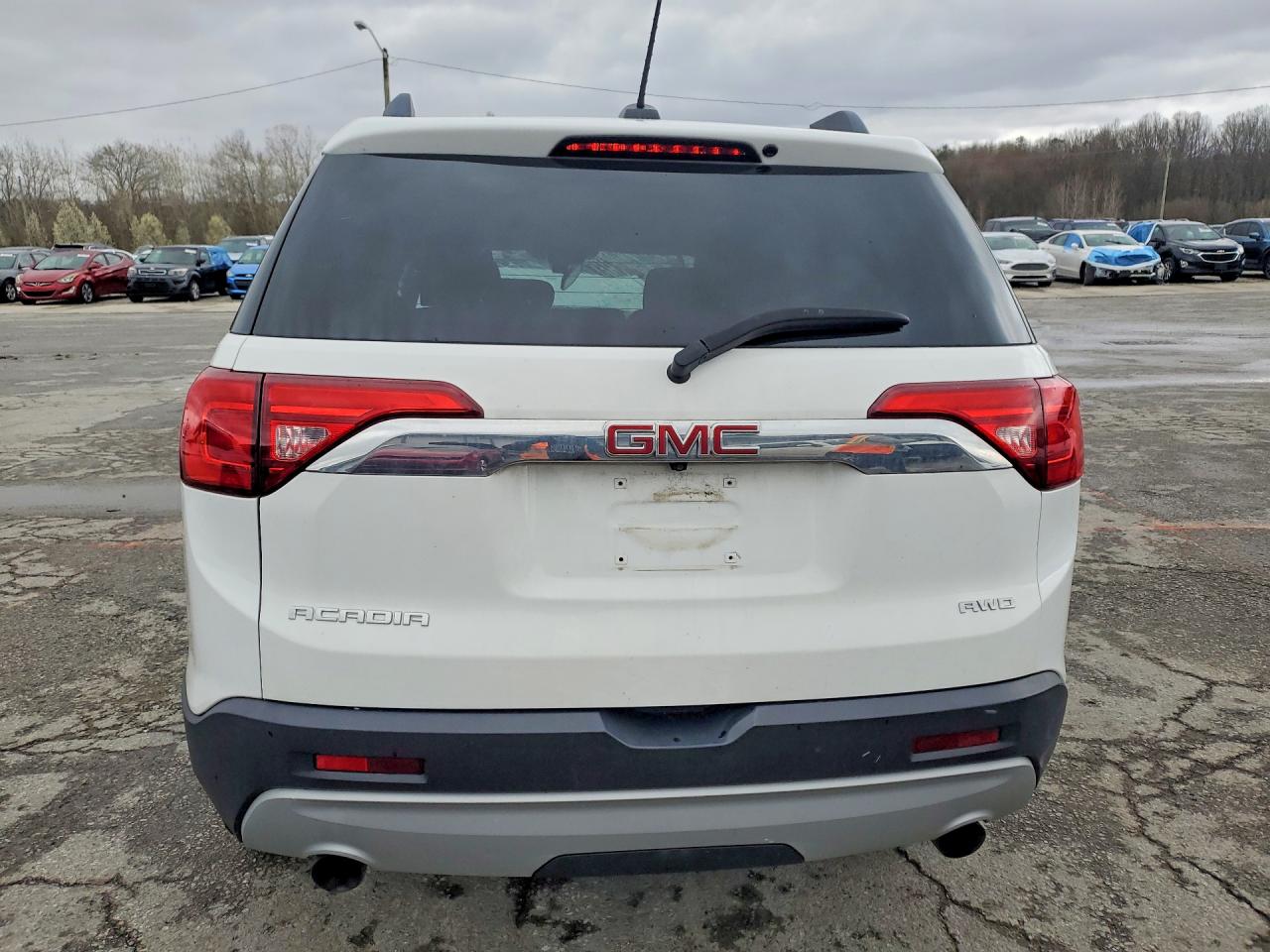 2017 GMC ACADIA SLE photo 16