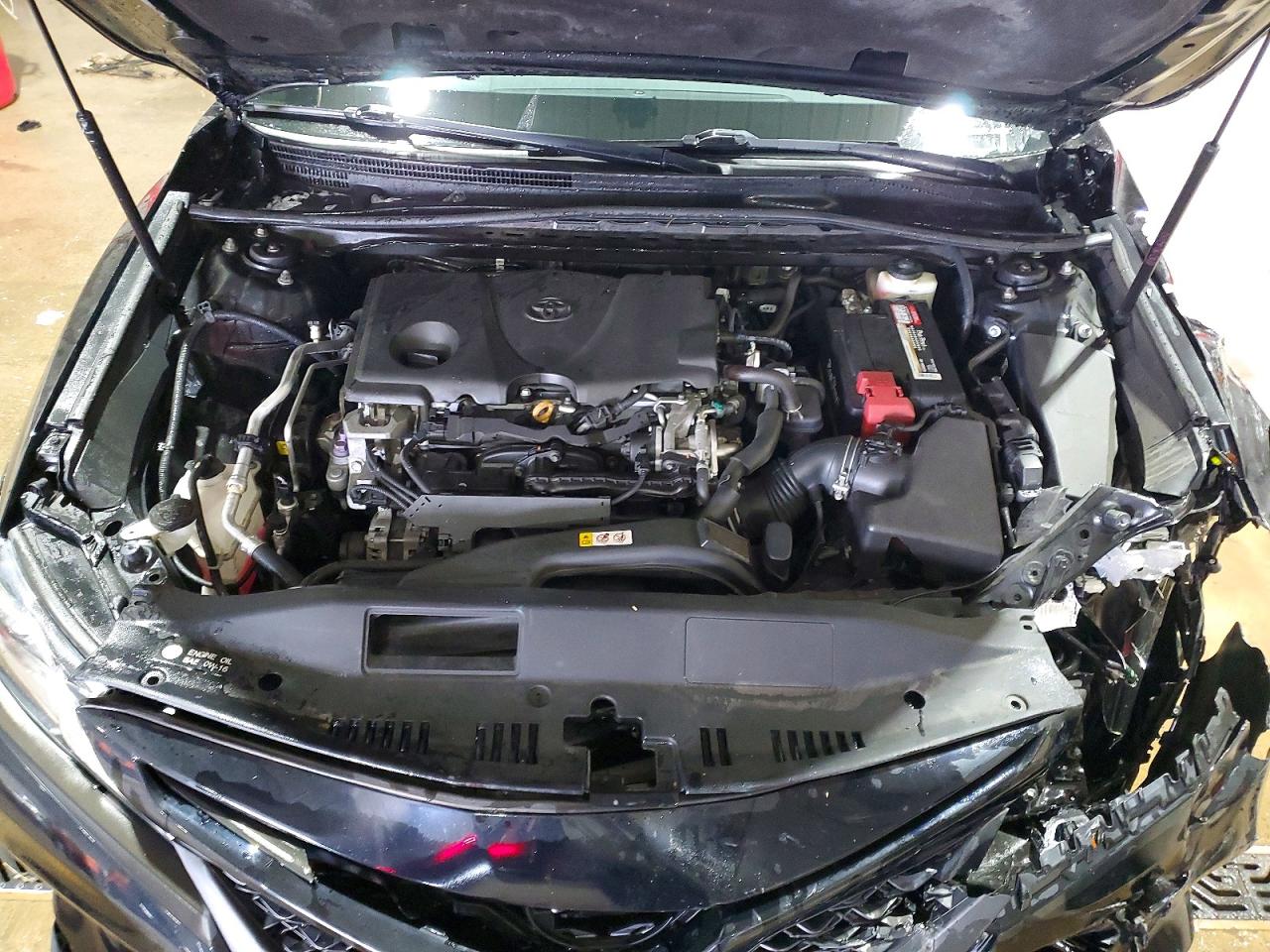 2018 TOYOTA CAMRY SE photo 31
