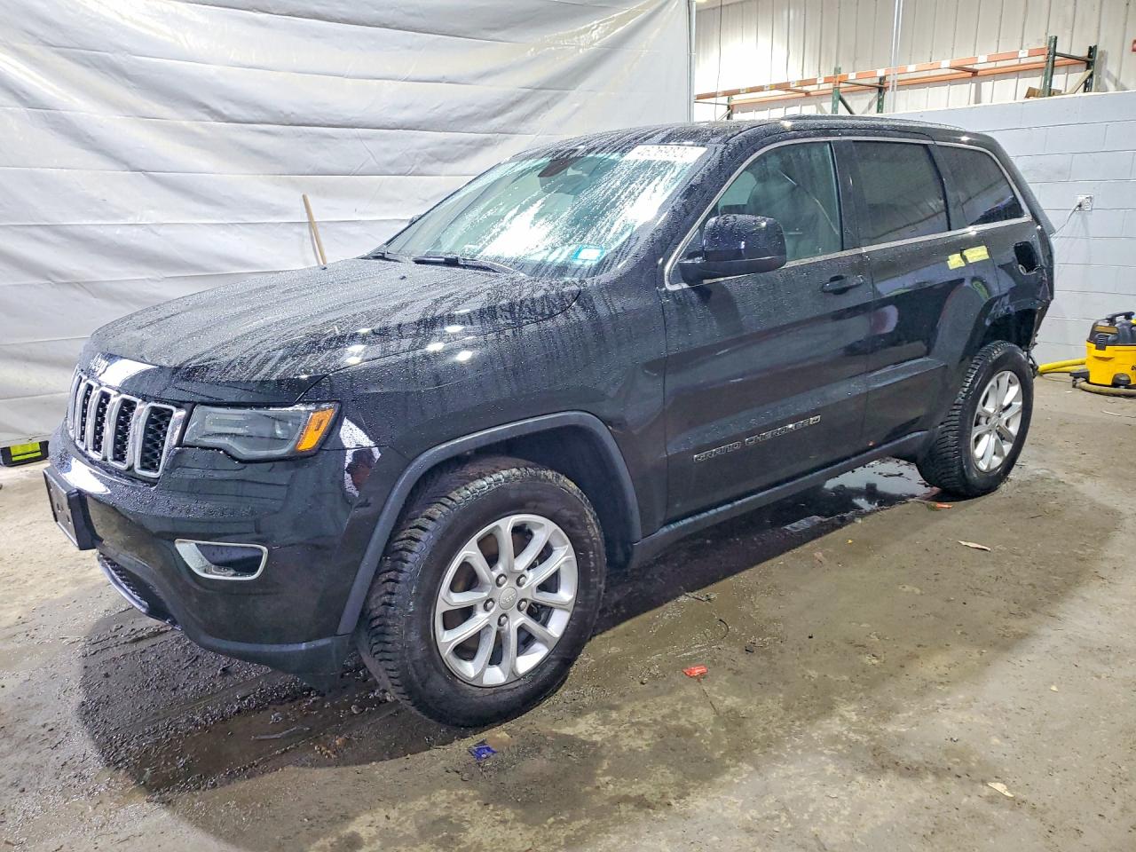 2022 JEEP GRAND CHEROKEE