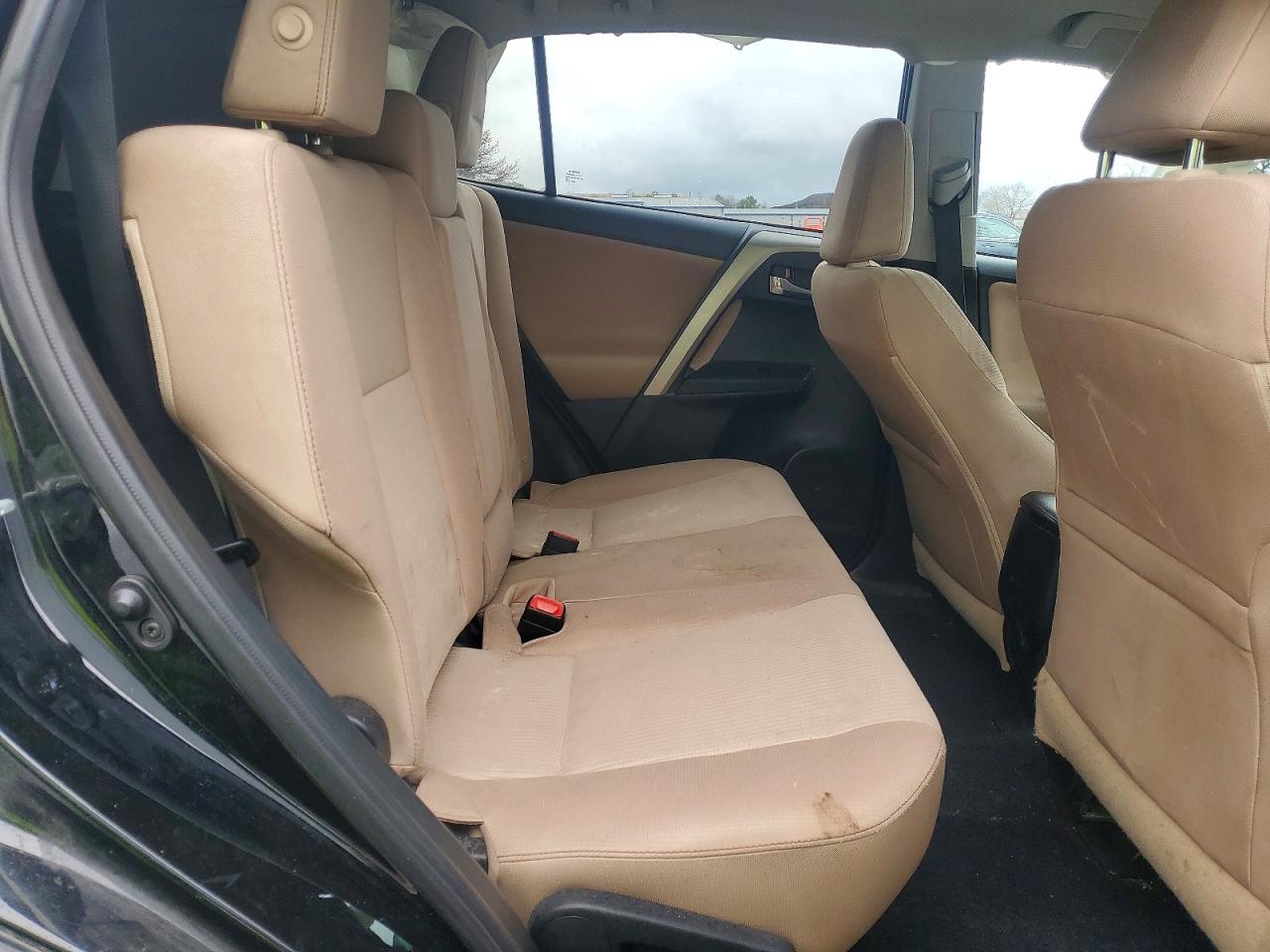 2014 TOYOTA RAV4 XLE photo 21