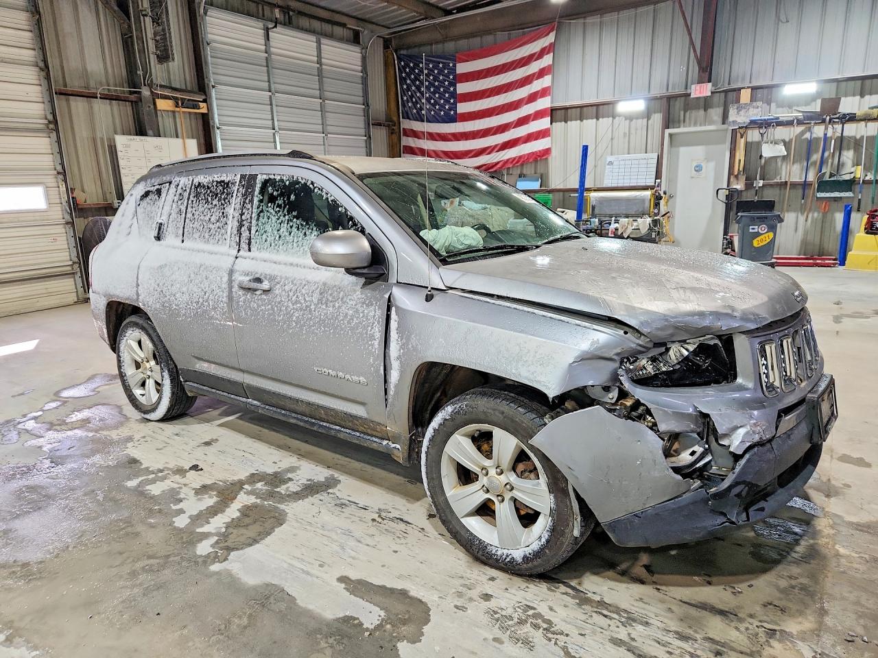 2017 JEEP COMPASS LATITUDE photo 10