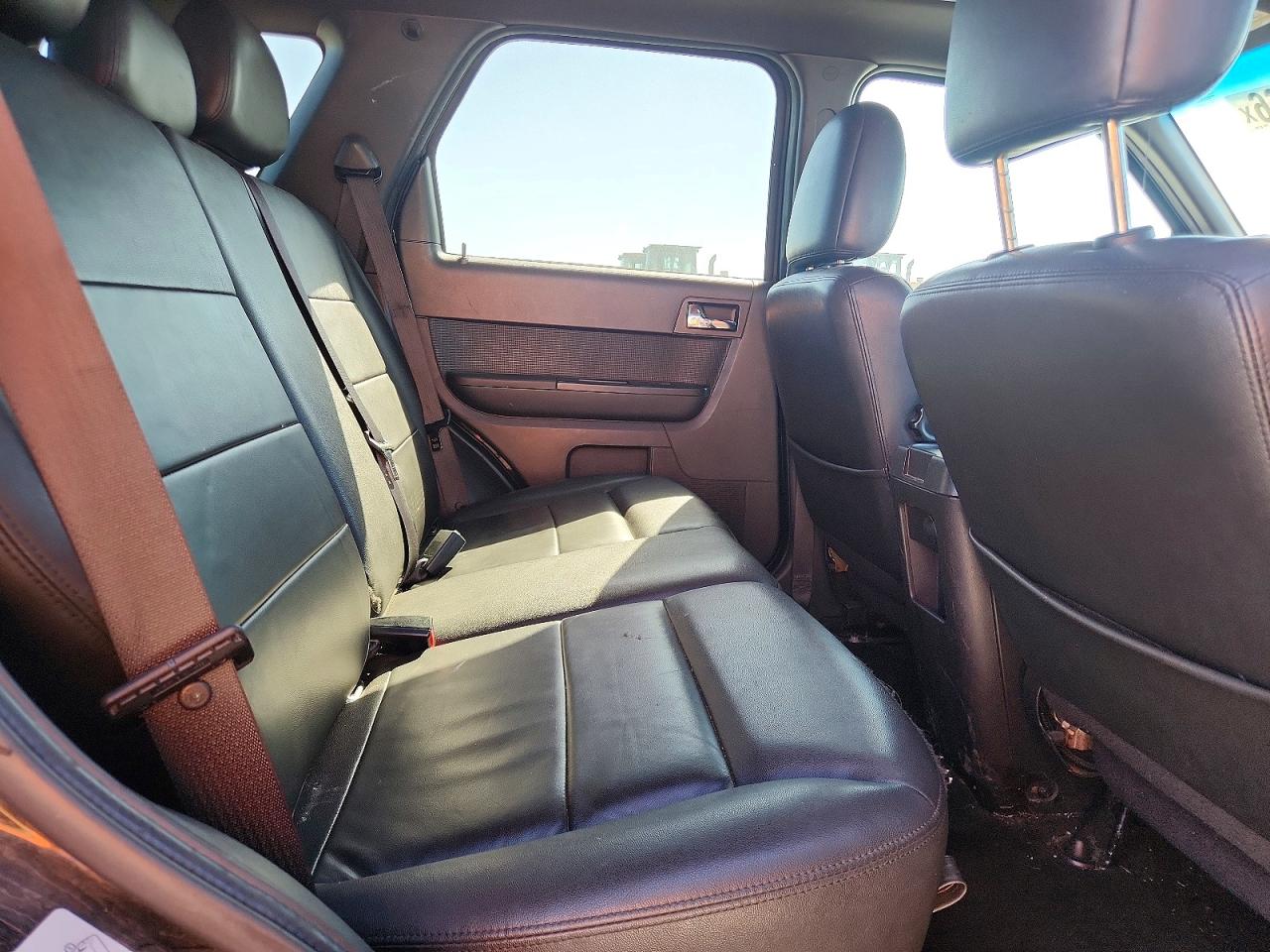 2011 FORD ESCAPE LIMITED photo 11